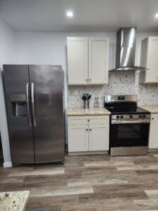 Kitchen with Appliances 